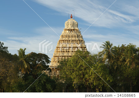 Traditional Hindu temple on lake in the city center, South India 14108665