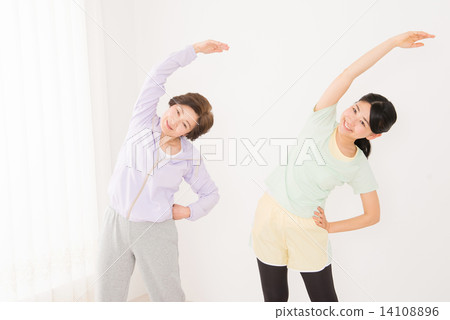 Two-generation woman image Two-generation woman image 14108896