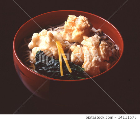 Cooking Japanese noodles creative noodles 14111573