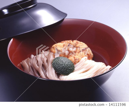 烹飪日本麵條創意麵條 烹飪日本麵條創意麵條 14111596