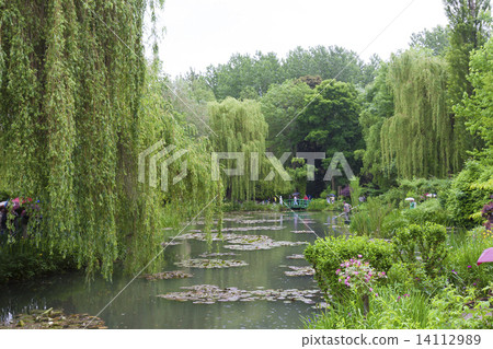 [Tourist attractions near Paris] Claude Monet's House Giverny's garden pond Japanese style garden [MAISON ET JARDIN DE MONET] 14112989