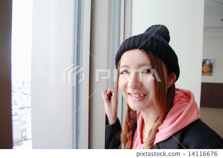 Date (Perspective) 14116676