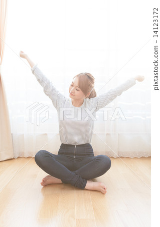 stretch, stretching, person 14123172
