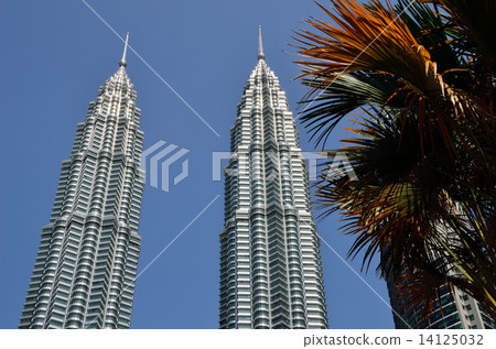 building, petronas twin towers, town building, petronas twin towers, town 14125032