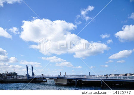 Mojiko Harbor Bridge 5 Mojiko Harbor Bridge 5 14125777