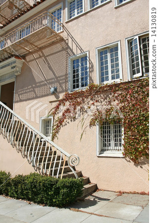 entrance staircase entrance staircase 14130819
