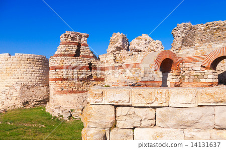 Ruined walls around the Nessebar town, Bulgaria Ruined walls around the Nessebar town, Bulgaria 14131637