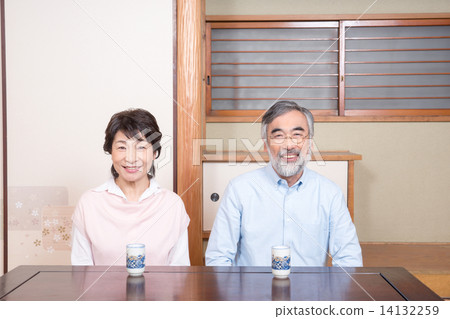 Senior couple Senior couple 14132259