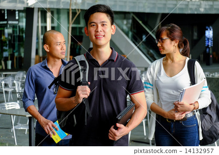 Young adults in campus 14132957