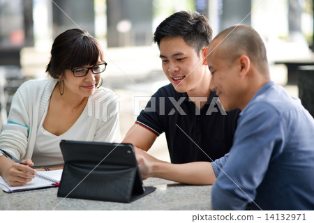 Young adults in campus 14132971