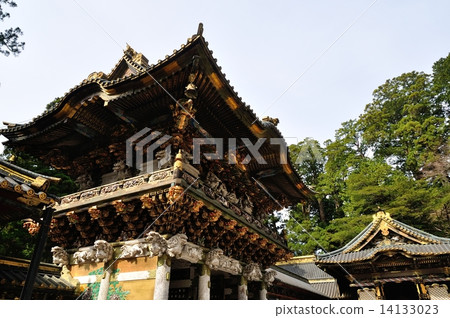 Toshogu Shrine Yomei Gate 02 Toshogu Shrine Yomei Gate 02 14133023