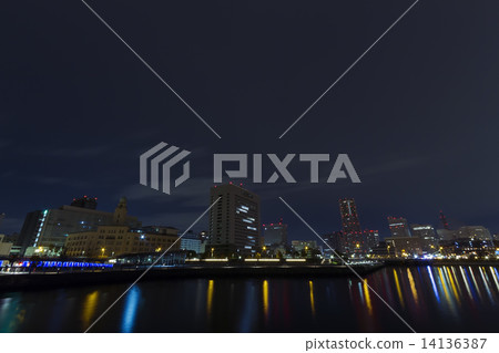 Good old Yokohama and the new Yokohama Good old Yokohama and the new Yokohama 14136387