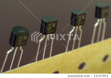 Taping transistor (macro) Taping transistor (macro) 14137053