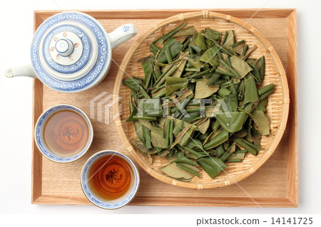 Loquat tea Loquat tea 14141725