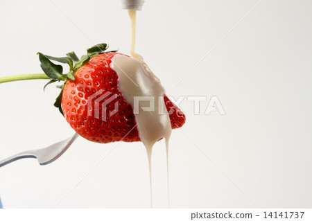 Strawberry milk Strawberry milk 14141737