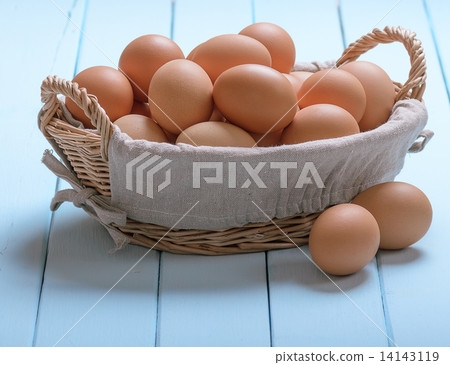 Eggs in a basket 14143119