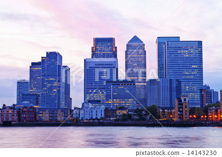 London Docklands financial district cityscape on a colorful evening London Docklands financial district cityscape on a colorful evening 14143230