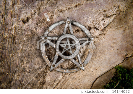 Pentagram closeup photo 14144032