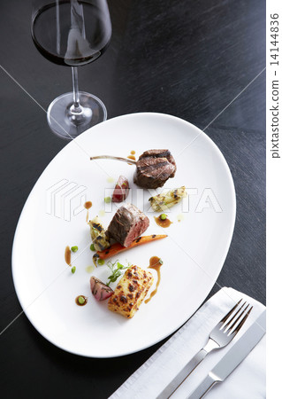 Lamp steak with red wine Lamp steak with red wine 14144836