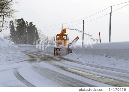 Snow removal scenery in winter Snow removal scenery in winter 14179656