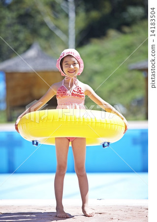Family and summer vacation Family and summer vacation 14183504
