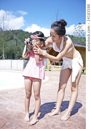 Family and summer vacation Family and summer vacation 14183598