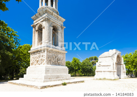 Glanum, Saint-Remy-de-Provence, Provence, France 14184083
