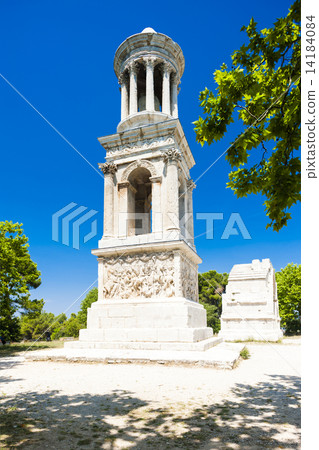 Glanum, Saint-Remy-de-Provence, Provence, France 14184084