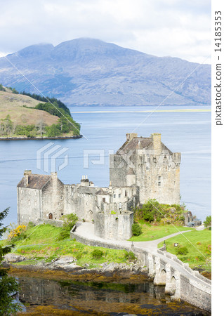 Eilean Donan Castle, Loch Duich, Scotland Eilean Donan Castle, Loch Duich, Scotland 14185353