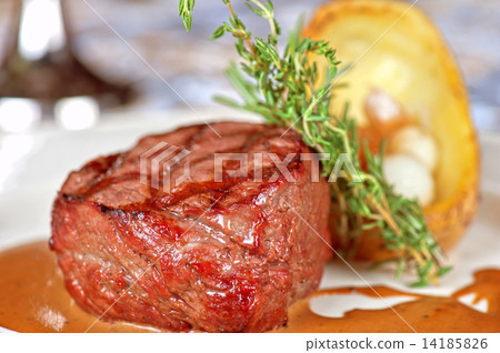 beef steak 14185826