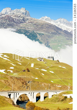 Alps landscape near Andermatt, canton Graubunden, Switzerland Alps landscape near Andermatt, canton Graubunden, Switzerland 14186583