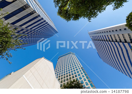 Tennozu Isle's high-rise building group and blue sky Tennozu Isle's high-rise building group and blue sky 14187798