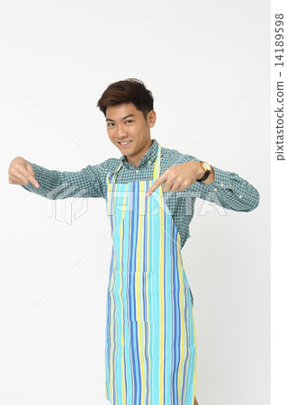 Asian men doing housework Asian men doing housework 14189598