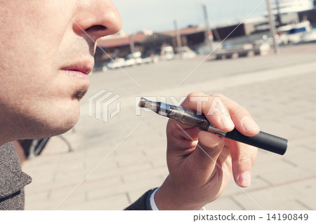 vaping with an electronic cigarette 14190849