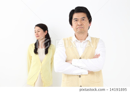 憤怒！ ！ ！中間的一對 14191895