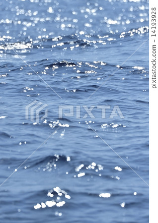 Okinawa's glittering sea surface 14193928