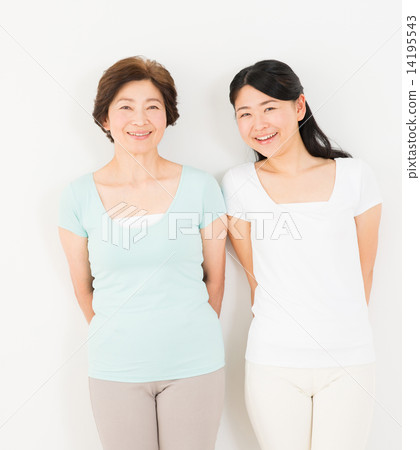 Two-generation woman image Two-generation woman image 14195543