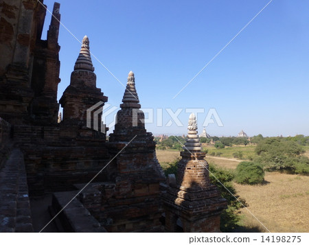 Damayangji Temple (Myanmar: Bagan) Damayangji Temple (Myanmar: Bagan) 14198275