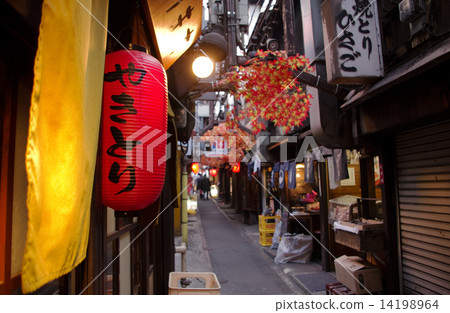 Shinjuku Nishiguchi Memory Yokocho 14198964