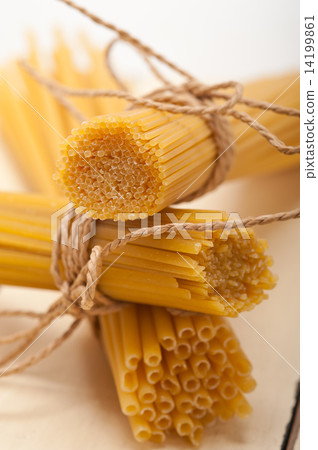 bunch of Italian pasta type bunch of Italian pasta type 14199861