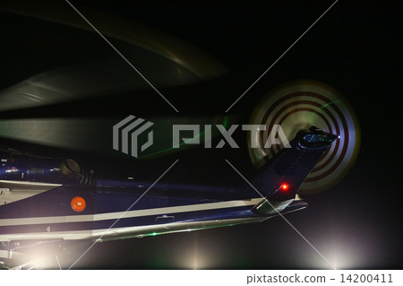 Helicopter landing on oil and gas platform in night time for training. New pilot traning landing on Helicopter landing on oil and gas platform in night time for training. New pilot traning landing on 14200411