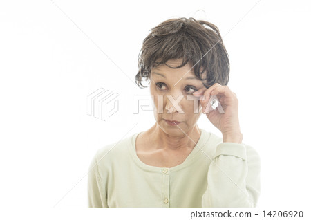 Senior women 14206920