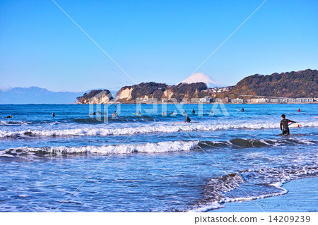 從鎌倉Takigiza海岸的風景 14209239