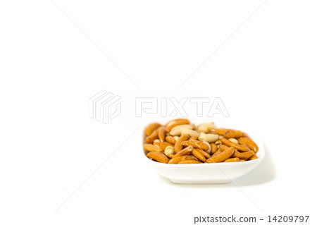 Persimmon pea Persimmon pea 14209797
