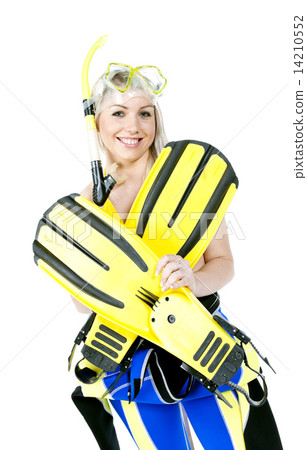portrait of young woman wearing neoprene with snorkeling equipme portrait of young woman wearing neoprene with snorkeling equipme 14210552