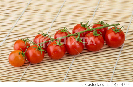Cherry tomatoes Cherry tomatoes 14214764