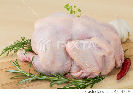 Raw chicken Raw chicken 14214769