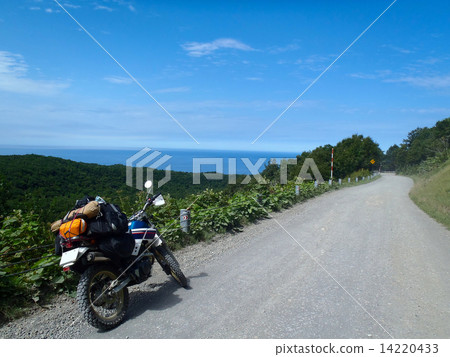 Shiretoko Forest Road 14220433