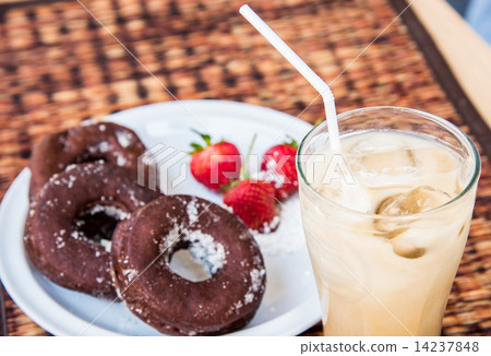 Sugar chocolate donuts 14237848