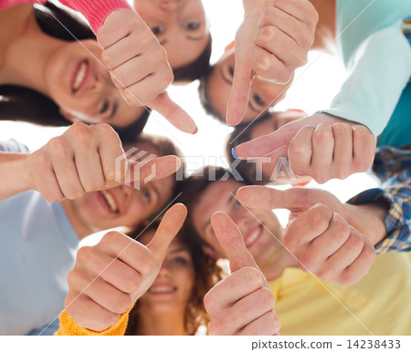 group of smiling teenagers 14238433